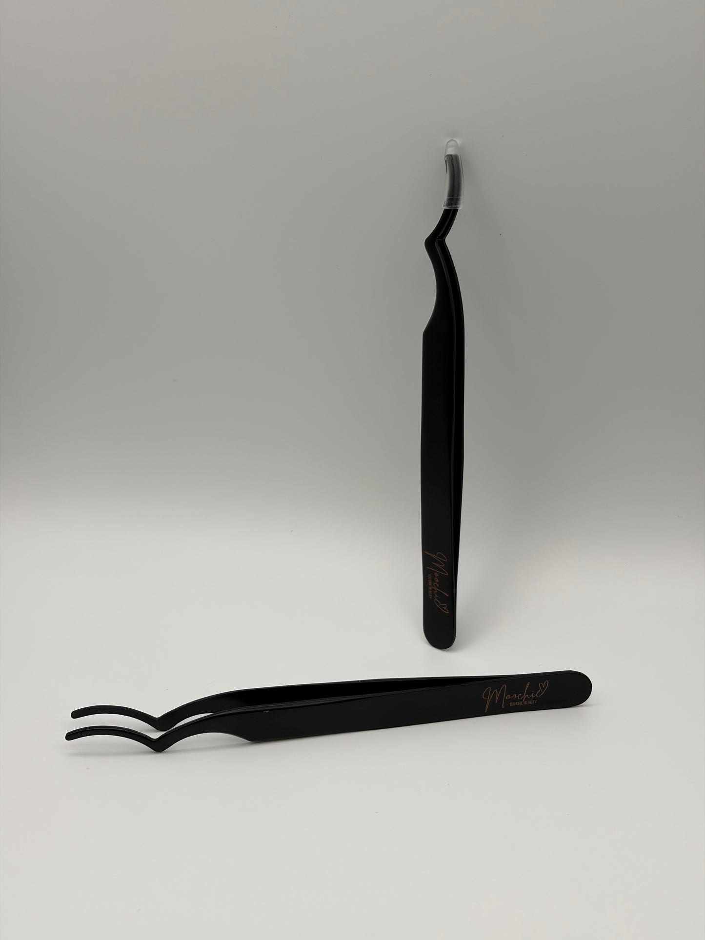 Tweezers